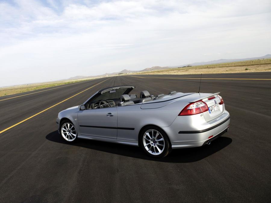  Saab 9-3 Aero Convertible 2003 года  (фото 8 из 16)